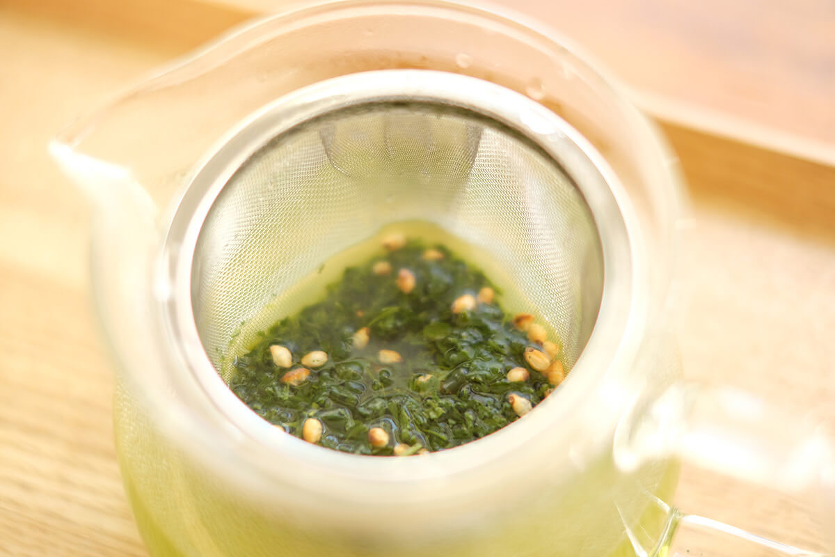 【わたしの暮らし時間】古くなった緑茶どうしていますか?古くなったお茶が大活躍!炒り玄米とブレンドして自家製玄米茶作ってみましょう。