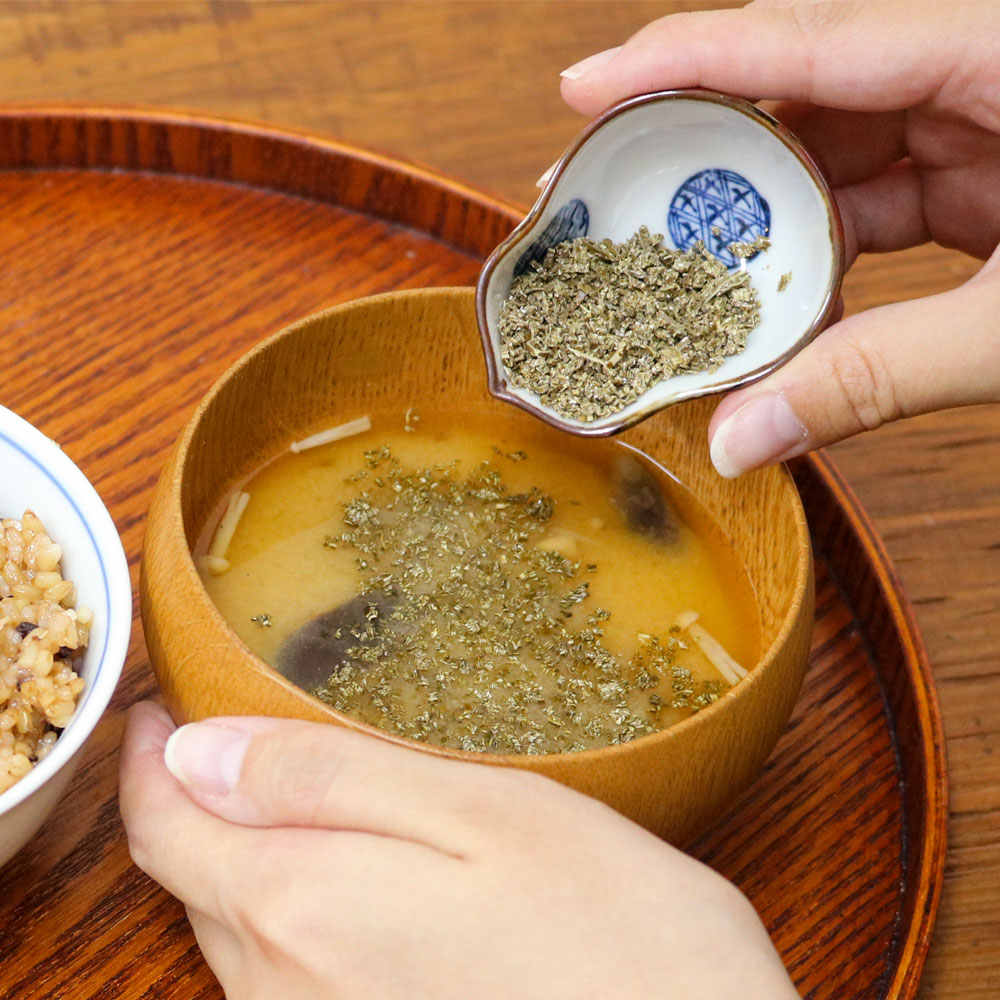 お味噌汁やスープに入れて、だし代わりに。